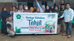 Mahasiswa IAI Rawa Aopa kelas hybrid wolasi Gelar Aksi Bagi-Bagi Takjil, Wujudkan Kampus IAI Rawa Aopa Peduli bersama